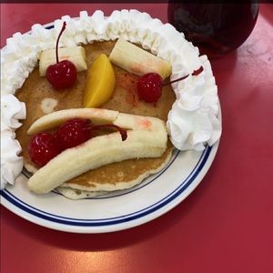 Meet your Posher, Ava